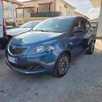 LANCIA YPSILON GOLD PLUS EDITION 1.0 70 cv HYBRID 