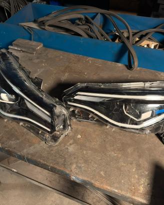 Faro sx e faro dx per ZOE ELETTRICA