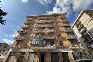 3 LOCALI A CASSANO ALLO IONIO