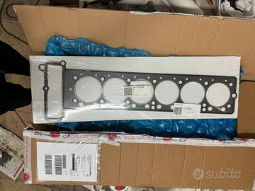 GUARNIZIONE DI TESTA  LAMBORGHINI DIABLO 5.7