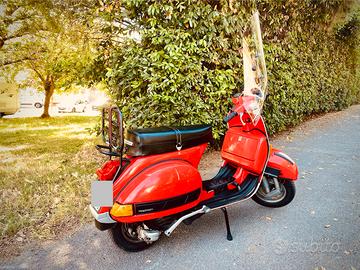 Vespa Px200E