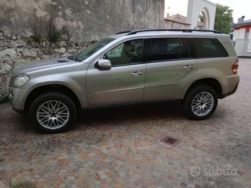 Mercedes GL 320 sport 7 off road tagliando cerchi