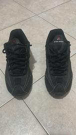 Nike shox r4 nere