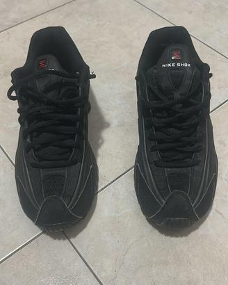 Nike shox r4 nere