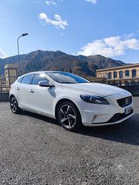 VOLVO V40 R-DESING D3 150CV 