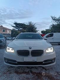 BMW 518d TOURING CERCHI 18 -XENON-LUXURI-10/2014