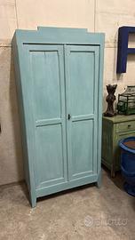 Armadio vintage provenzale