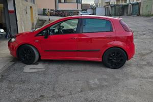 Grande punto t jet neopatentati