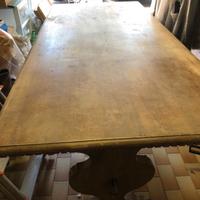 Tavolo in stile fratino antico