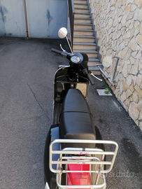 Vespa 150 PX Arcobaleno