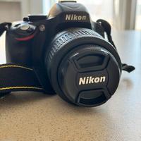 Nikon D5100 in Condizioni Eccellenti + Obiettivo