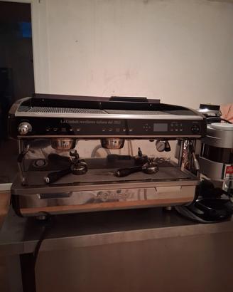 macchina del caffè più macinacaffe 