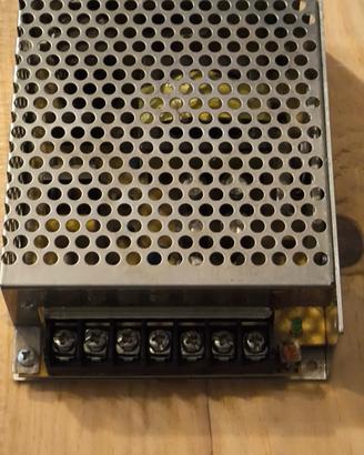 Trasformatore di corrente  220v/12v 10A