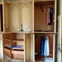 ARMADIO LETTO  SPECCHIO ANTICO LAMPADARI CUCINA