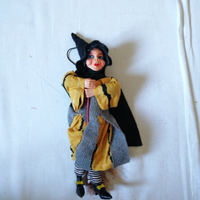 Pupazzo befana alto 21 cm con laccetto