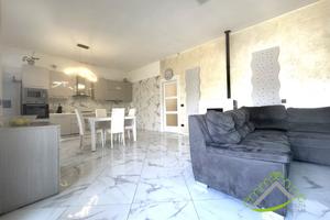 PORZIONE DI BIFAMILIARE IN ORIZZONTALE