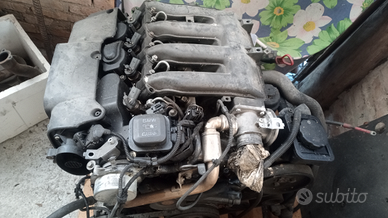 Motore BMW 320D ad uso ricambi