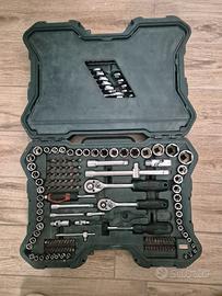 Chiavi,albero,contenitore bottiglie