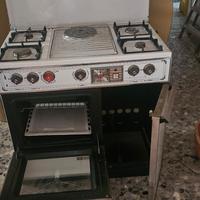 cucina a gas vintage con forno a libera installazi