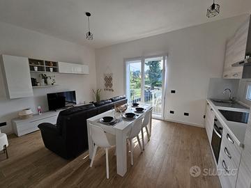 Appartamento blu arona lago maggiore casa vacanze