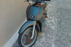 Aprilia scarabeo