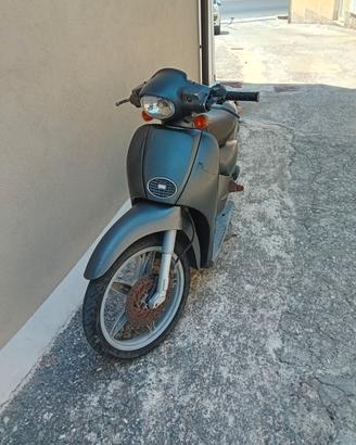 Aprilia scarabeo