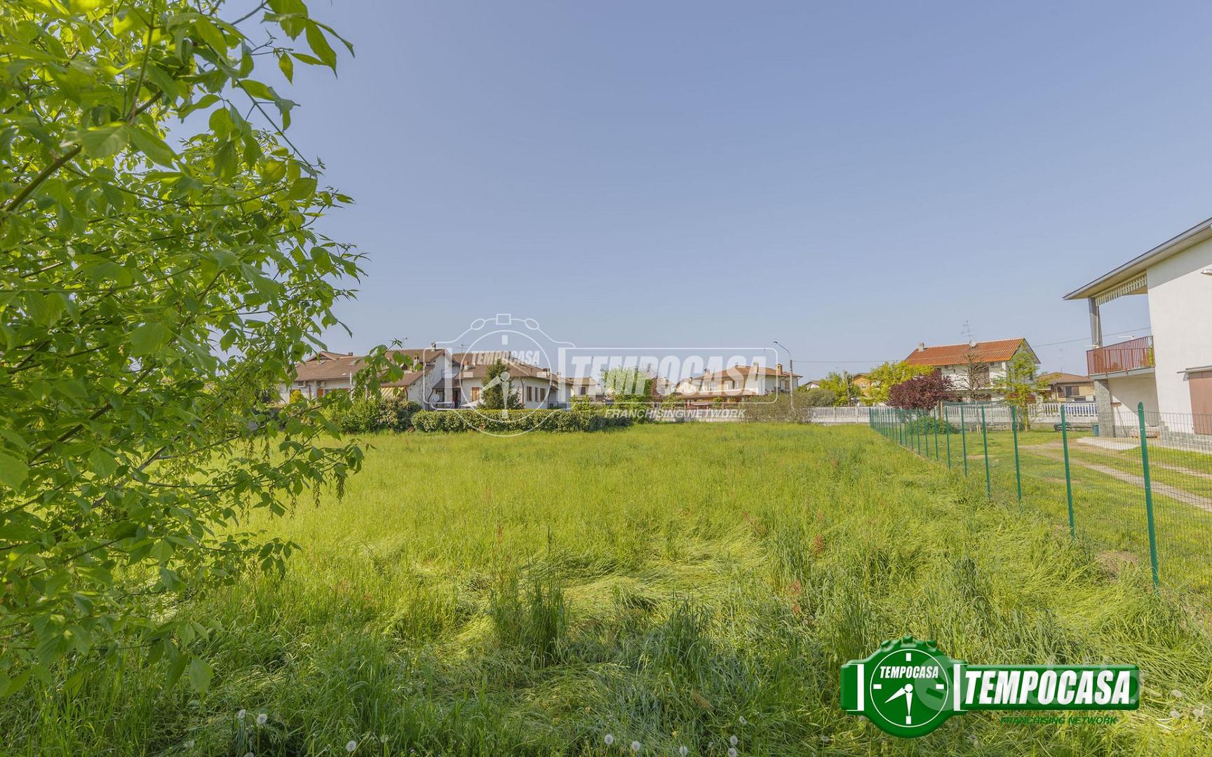 Terreno residenziale a Motta Visconti Via Valle - Altro