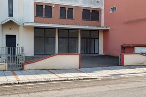 Locale commerciale centro Sanluri