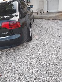 auto audi A4 