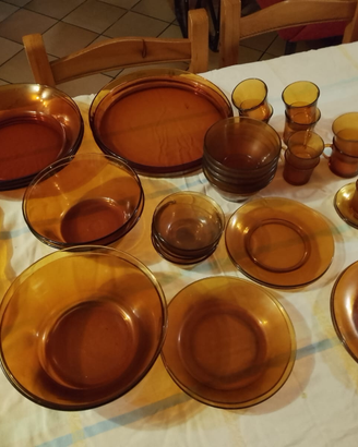 Set stoviglie