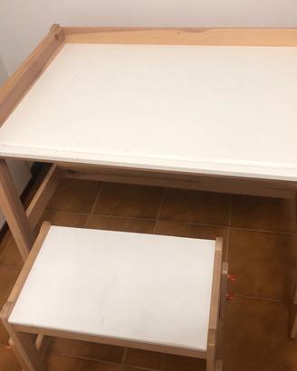 Scrivania (Modelo Flesit Ikea)in legno per bambini
