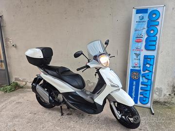 Piaggio Beverly 350