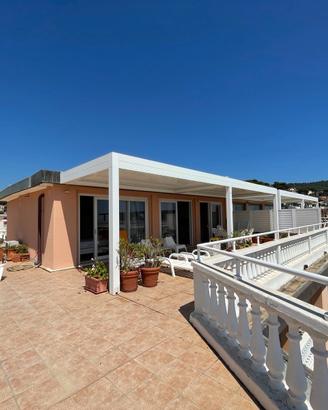 Vivere sul mare. Attico super panoramico