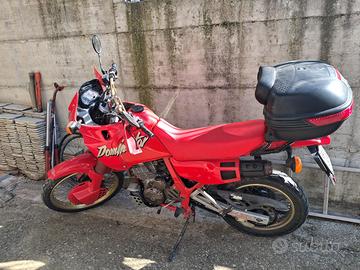 Moto Honda Dominator