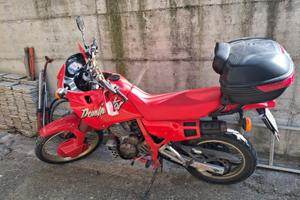 Moto Honda Dominator