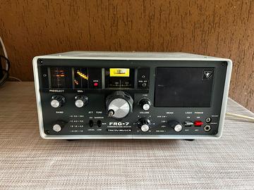 Ricevitore HF Vintage Yaesu FRG-7 "Frog 7"