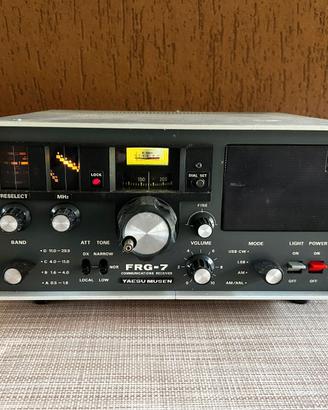 Ricevitore HF Vintage Yaesu FRG-7 "Frog 7"