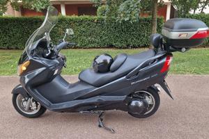 Suzuki Burgman 400