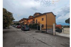 Box/Posto auto Osimo [A4320986]