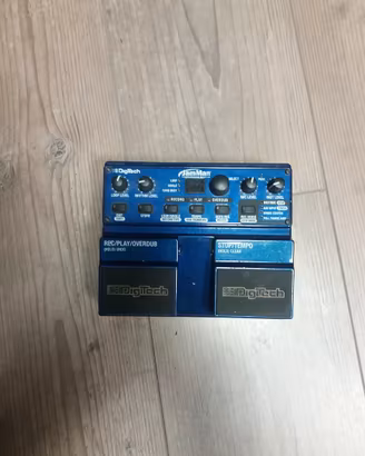 DigiTech JamMan Looper Phrase Sampler