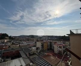 3 LOCALI A NAPOLI