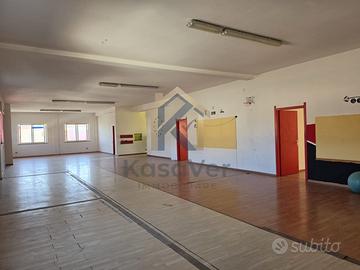 370 mq Oristano - Parcheggi gratuiti