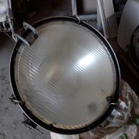 LAMPADE