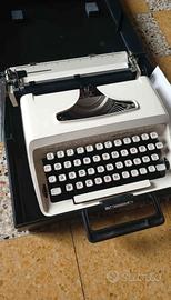 Macchina da scrivere Remington 