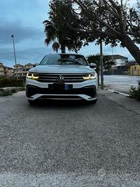 Tiguan 2.0 150cv R-line DSG 2021