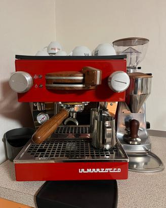 Macchina da caffe espresso marca La Marzocco