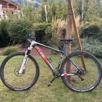 Cube c68 carbon teamlime