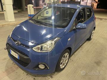 HYNDAI i10 NEOPATENTATI 1.0 BENZINA 33.000 KM ANNO