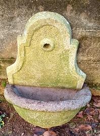 fontana in cemento sa esterno