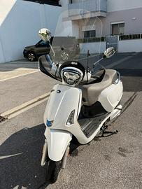 Scooter Kymko like 125